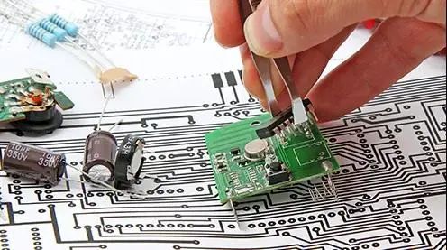 計算機硬件開發專業職業選擇與企業指南