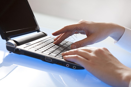 從硅片到智能 計(jì)算機(jī)硬件開發(fā)的演進(jìn)與未來